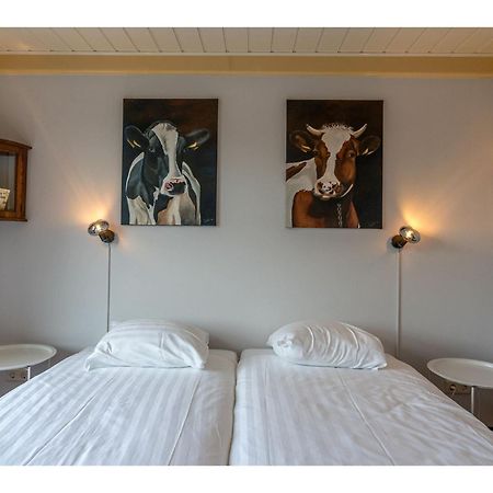 Lovely Holiday Home In Texel Near Sea Oost  Exterior photo